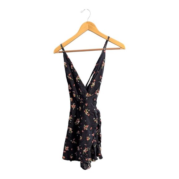 Free People Women's Tango At Night Romper Sleeveless Black Floral Print Size 4 H - Picture 1 of 7